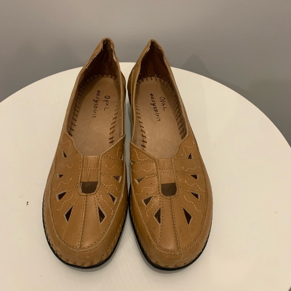Easy Spirit Dixiee Slip On’s. Women’s 8N.
